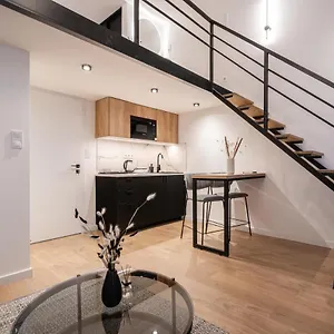 e56-queens-boutique-apartmentbest-location-by-bqa.inbudapesthotels.com/